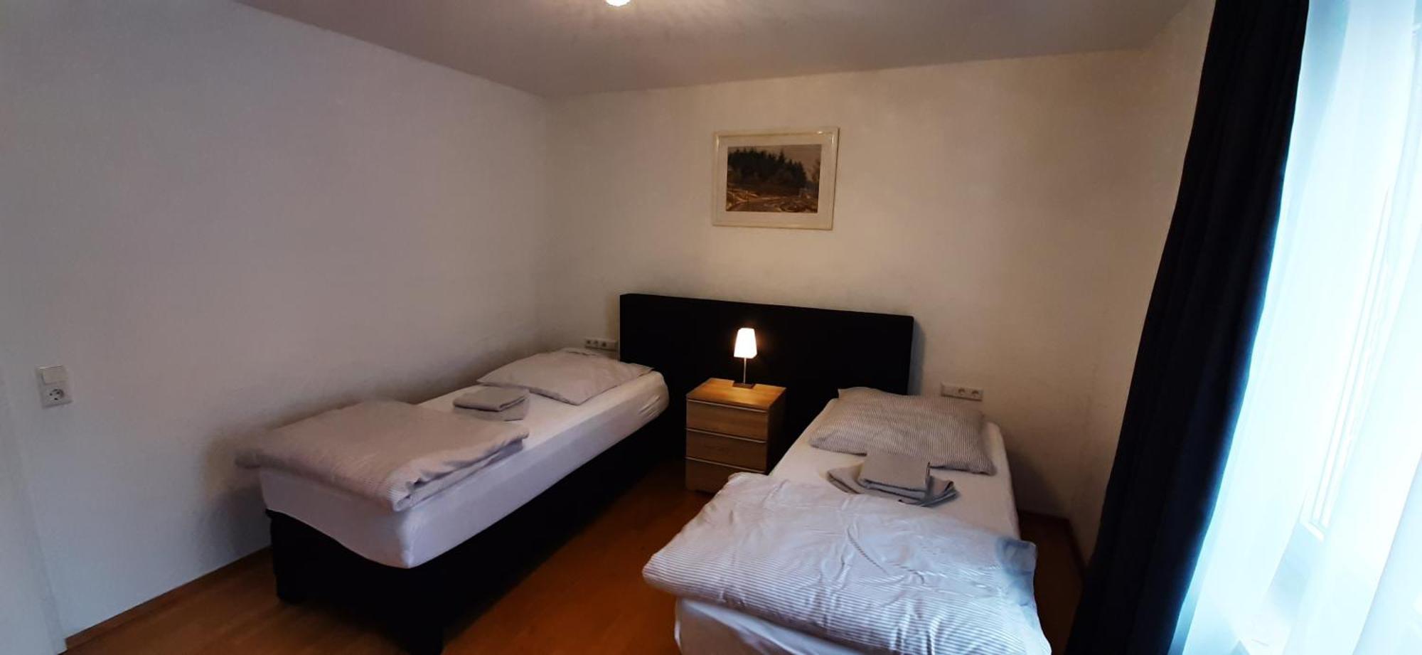 Fewo Reutlingen Heinestrasse OG Zimmer foto